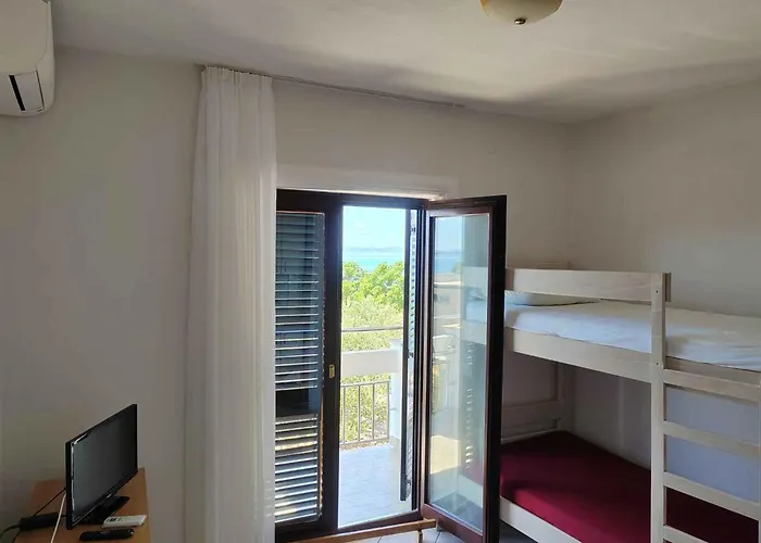 In - Zadar Riviera 7943 Privlaka (Zadar)