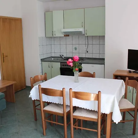 In - Zadar Riviera 7943 Apartment Privlaka (Zadar)