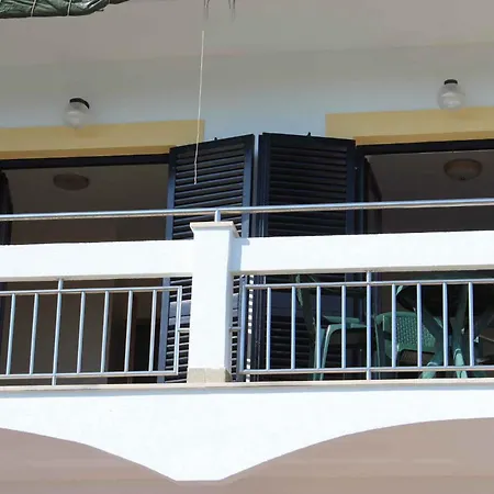 In - Zadar Riviera 7943 Privlaka (Zadar)